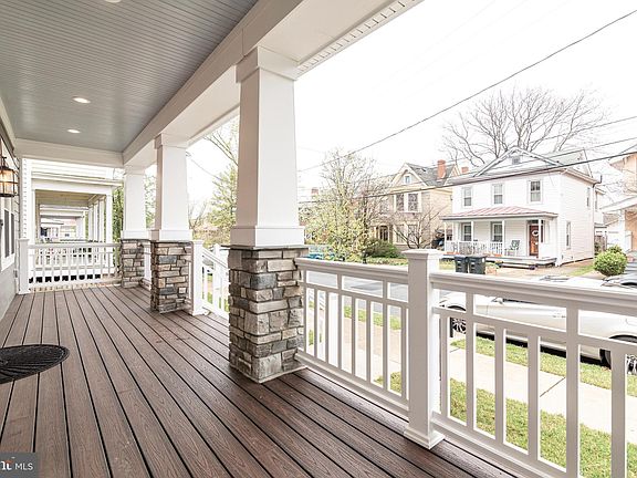 5th image of 812 Weedon St