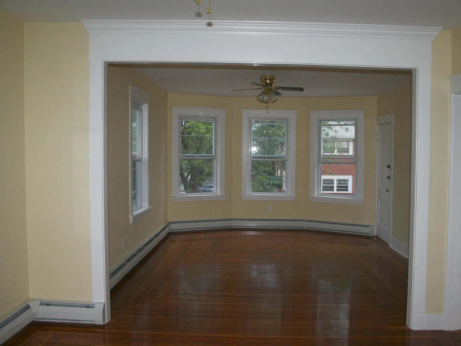 2 bed, 1100 sqft, $2,000 — Photo 1