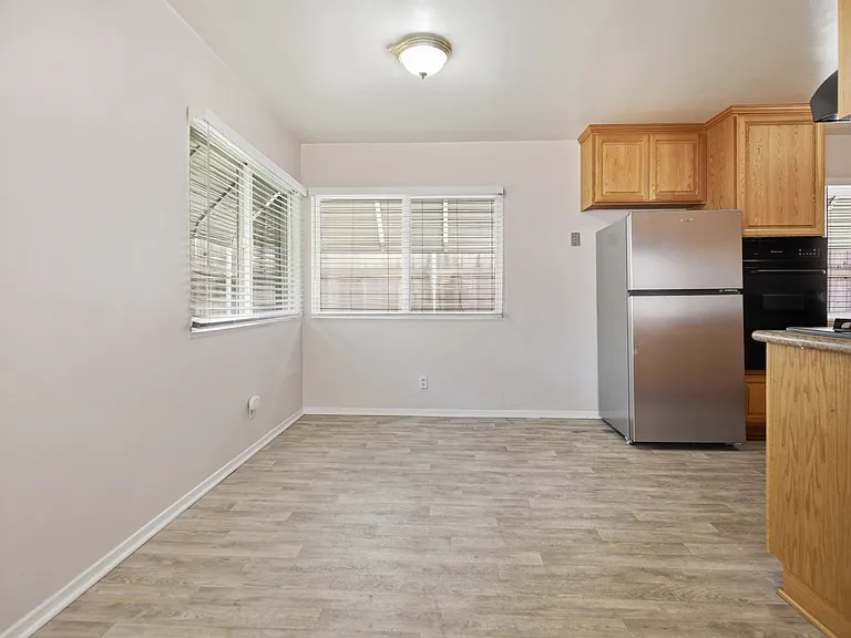 262 B Ave — Photo 4