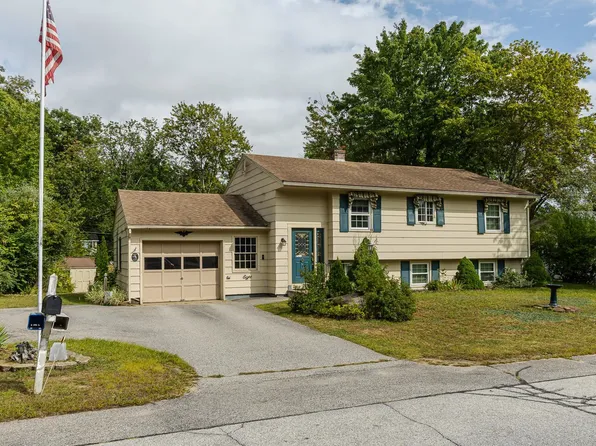 8 Jay Drive, Concord, NH 03301
