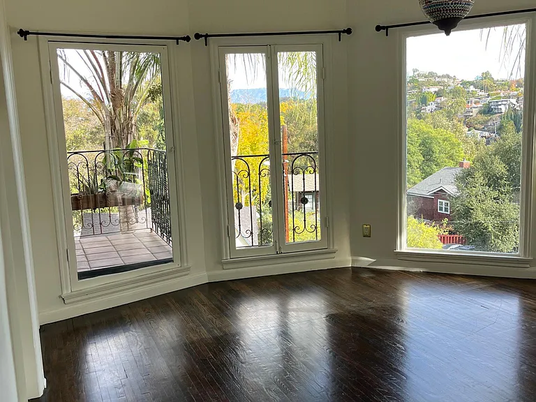 1517 Elevado St #SOURCE — Photo 8