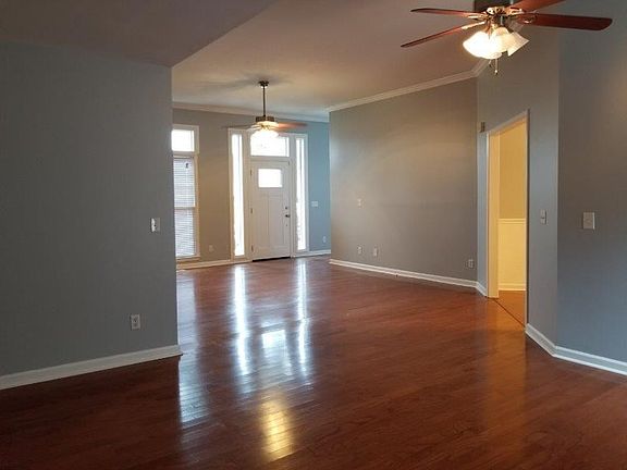 2nd image of 540 State St