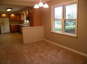 3rd image of 4408 Newport Dr