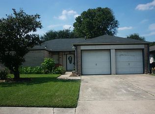 3822 Providence Ln, Pasadena, TX 77505