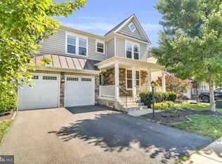 42522 Stratford Landing Dr, Ashburn, VA 20148