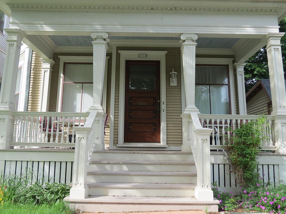 1st image of 2118 E Kenilworth Pl #1