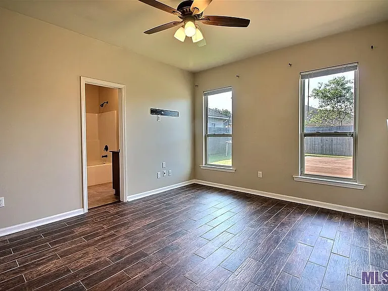 11389 Ashwood Ct — Photo 13