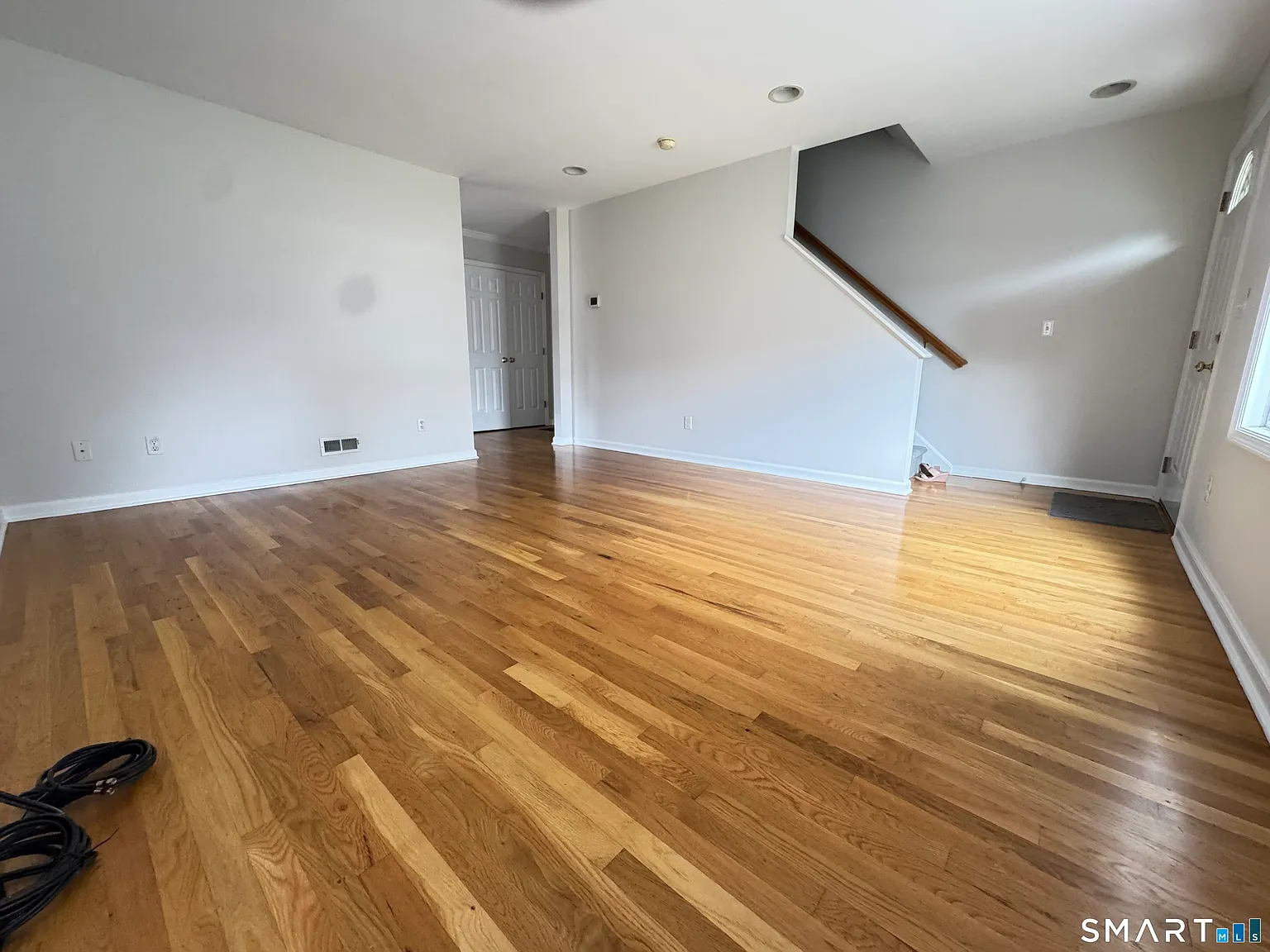 2 bed, 1.5 bath, 1050 sqft, $3,100 — Photo 3