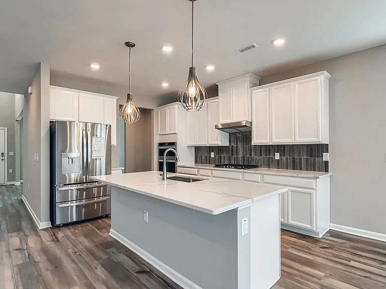 3917 Eccles Ln — Photo 6