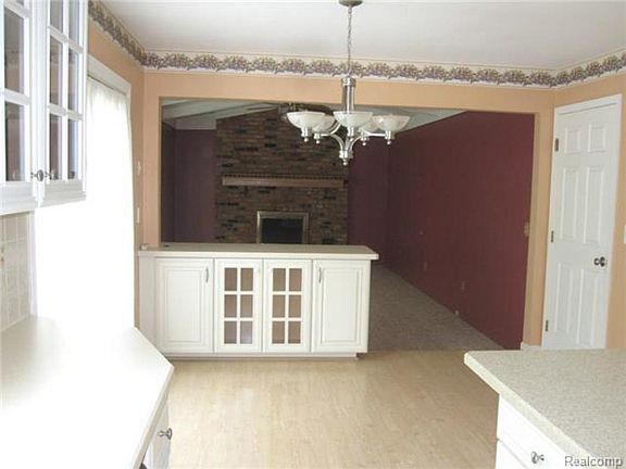 4th image of 9602 Bobwhite Ct