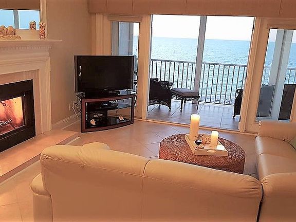 2nd image of 1582 Gulf Blvd APT 1707