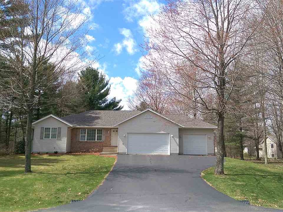 1st image of 1975 Woodgate Ln