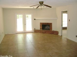 7 Breeds Hill Ct, Little Rock, AR 72211