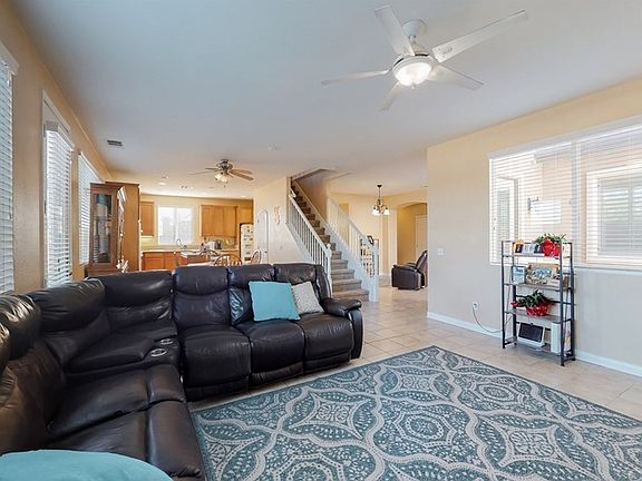 3rd image of 6603 N Ofelia Dr