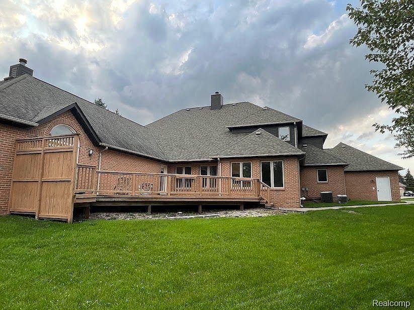 22463 Norfolk Ct, Novi, MI 48374 MLS 20230076184 Zillow