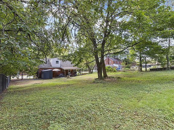 5th image of 120 Glenfield Dr