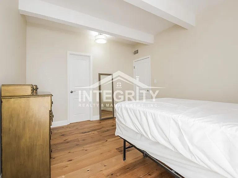 1365 Columbine St #102 — Photo 14