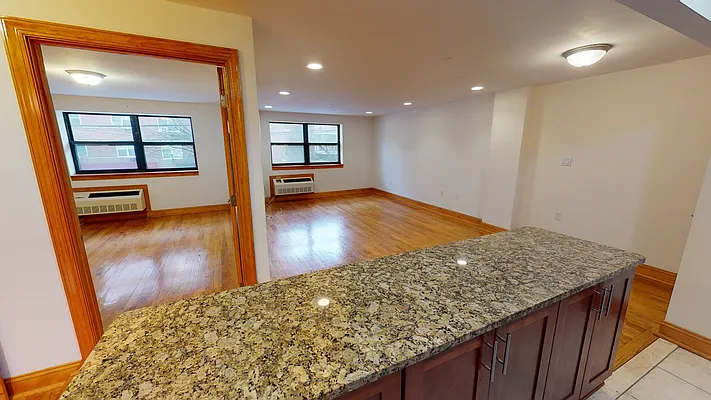 Rented by Metro Garden Realty NYC | media 28