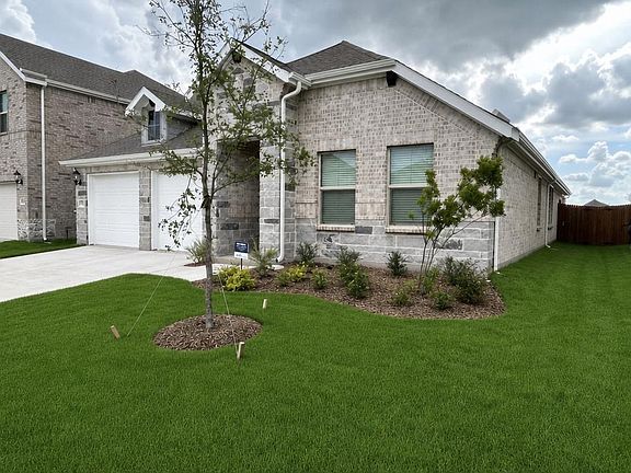 3rd image of 5910 Broadacre Dr