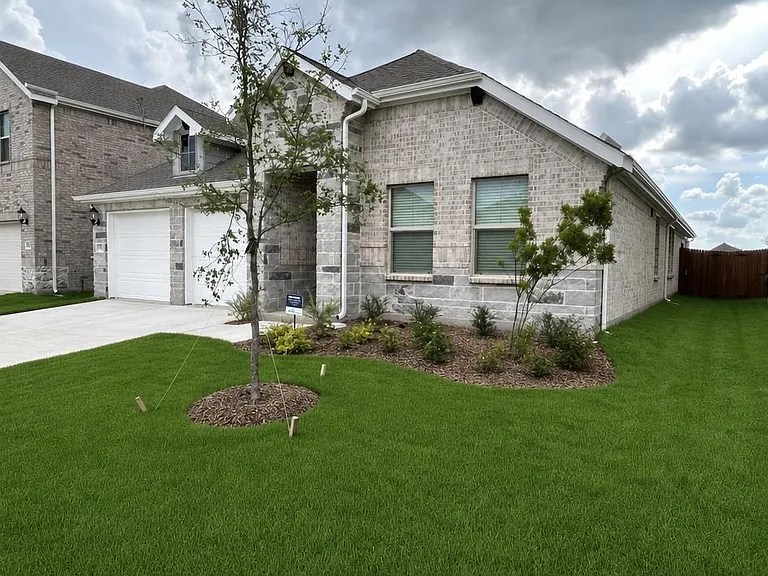 5910 Broadacre Dr — Photo 3