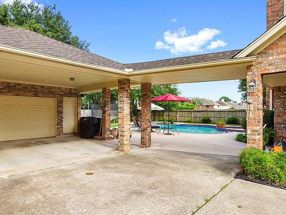 5th image of 4827 Baywood Dr