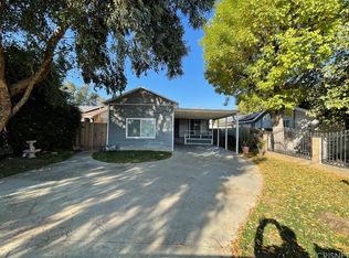 15709 Lassen St, North Hills, CA 91343