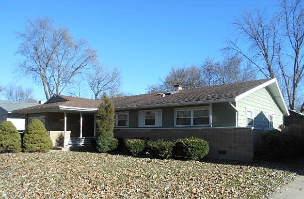 2nd image of 231 Wildwood Rd