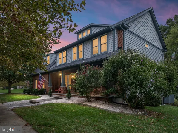 434 Spring Hollow Dr, Middletown, DE 19709