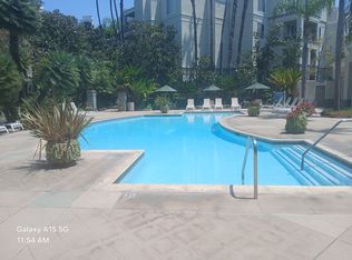 2233 Martin APT 200, Irvine, CA 92612
