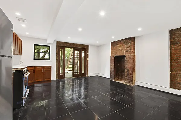 Rented by Corcoran | media 10