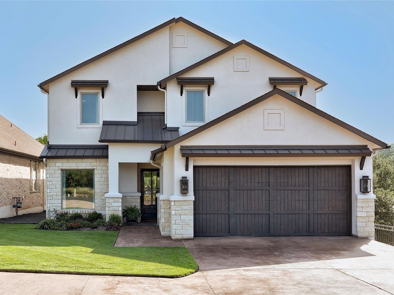 3973 River Place Blvd