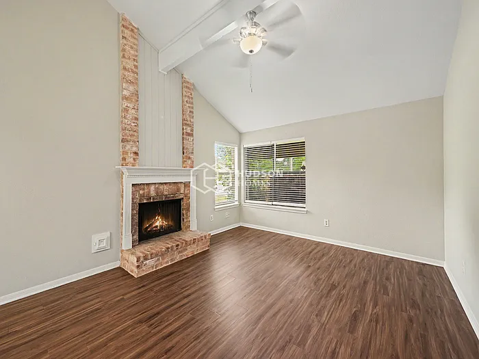 9127 Cypress Square Dr — Photo 7