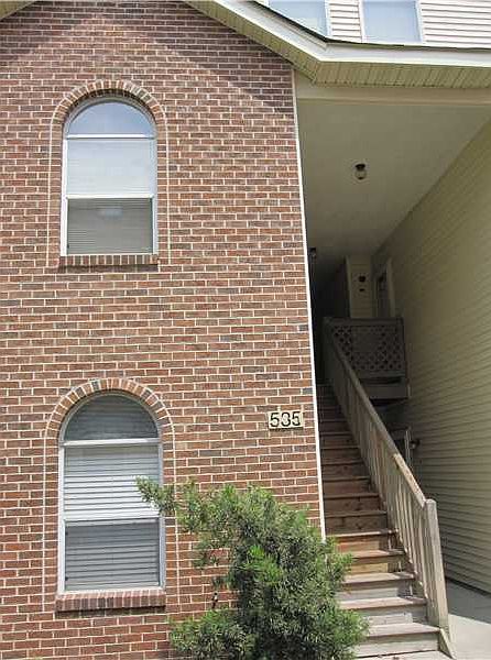 1st image of 535 Rainbow Ct