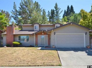 451 Roanoke Dr, Martinez, CA 94553