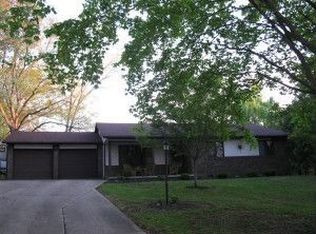 30 Eversole Ct, Mitchell, IN 47446