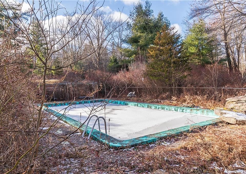 218 Brophy Rd, Hurleyville, NY 12747 Zillow