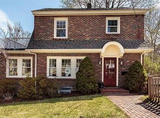 46 Hillside Ave, Arlington, MA 02476