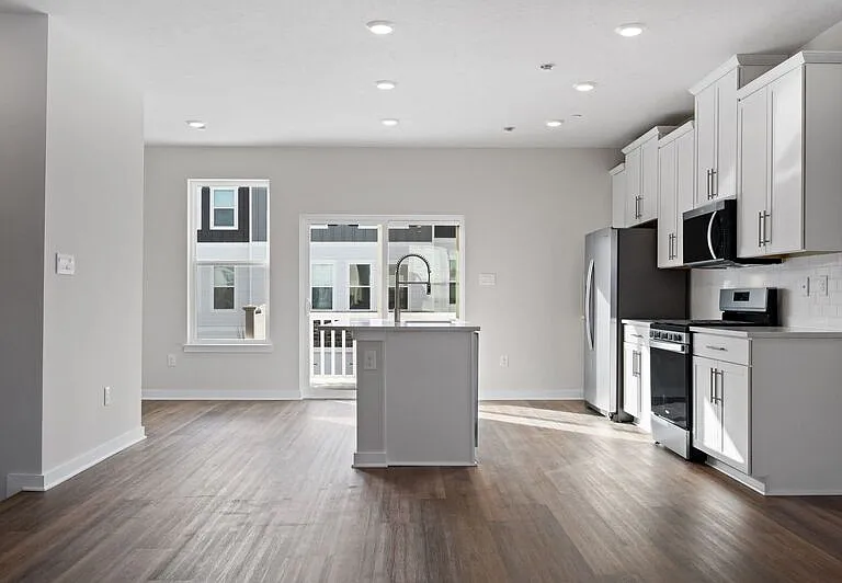 529 Cooper St #1 — Photo 7