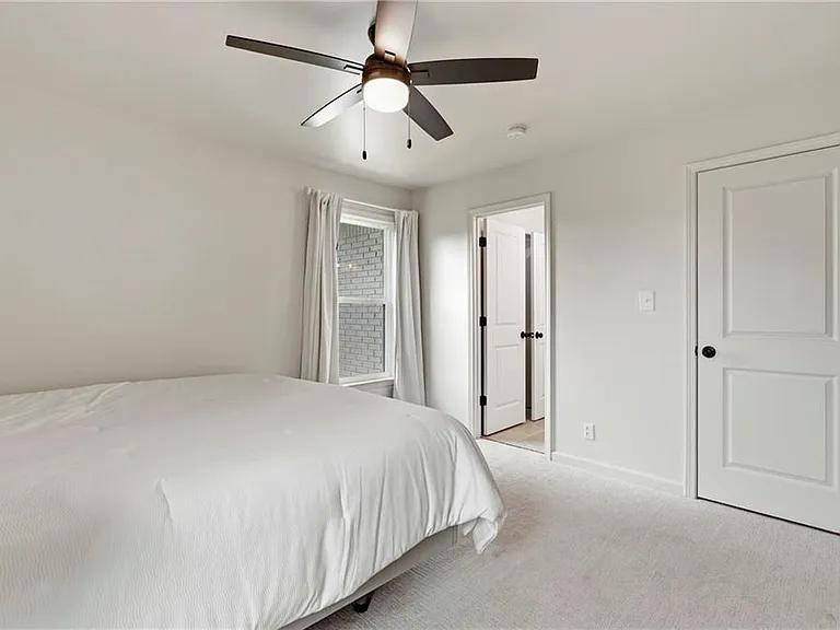 4221 Willow Oak Dr — Photo 32