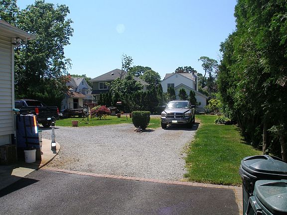 3rd image of 120 Powell Ave