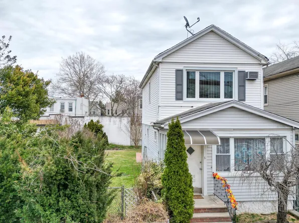 7025 71st Place, Glendale, NY 11385