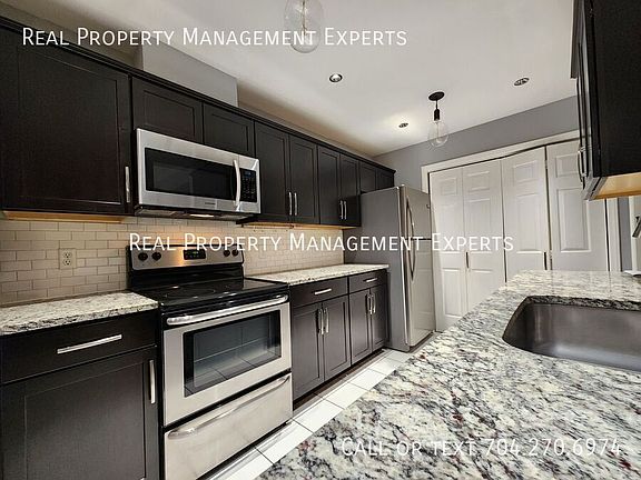 2nd image of 3707 Colony Crossing Dr