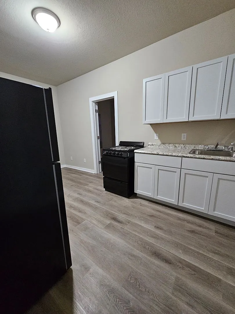 Robinson Heights — Photo 3