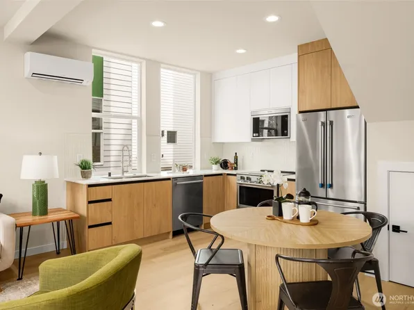906 B 28th Avenue S, Seattle, WA 98144