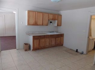 2070 S 7th St, Milwaukee, WI 53204