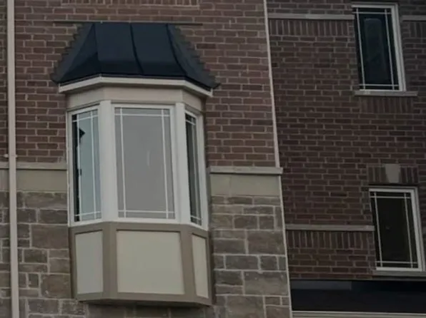 38 Milson Cres, Essa, ON L3W 0C9