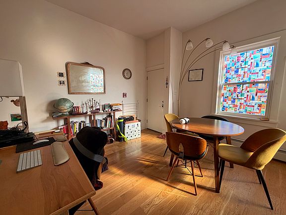 3rd image of 565 Somerville Ave #1