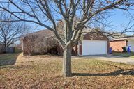 Bald Eagle Dr-S2312-001.jpg