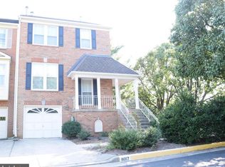 8017 Gina Pl, Vienna, VA 22182