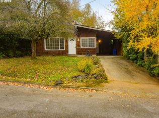 1323 SW Freeman St, Portland, OR 97219